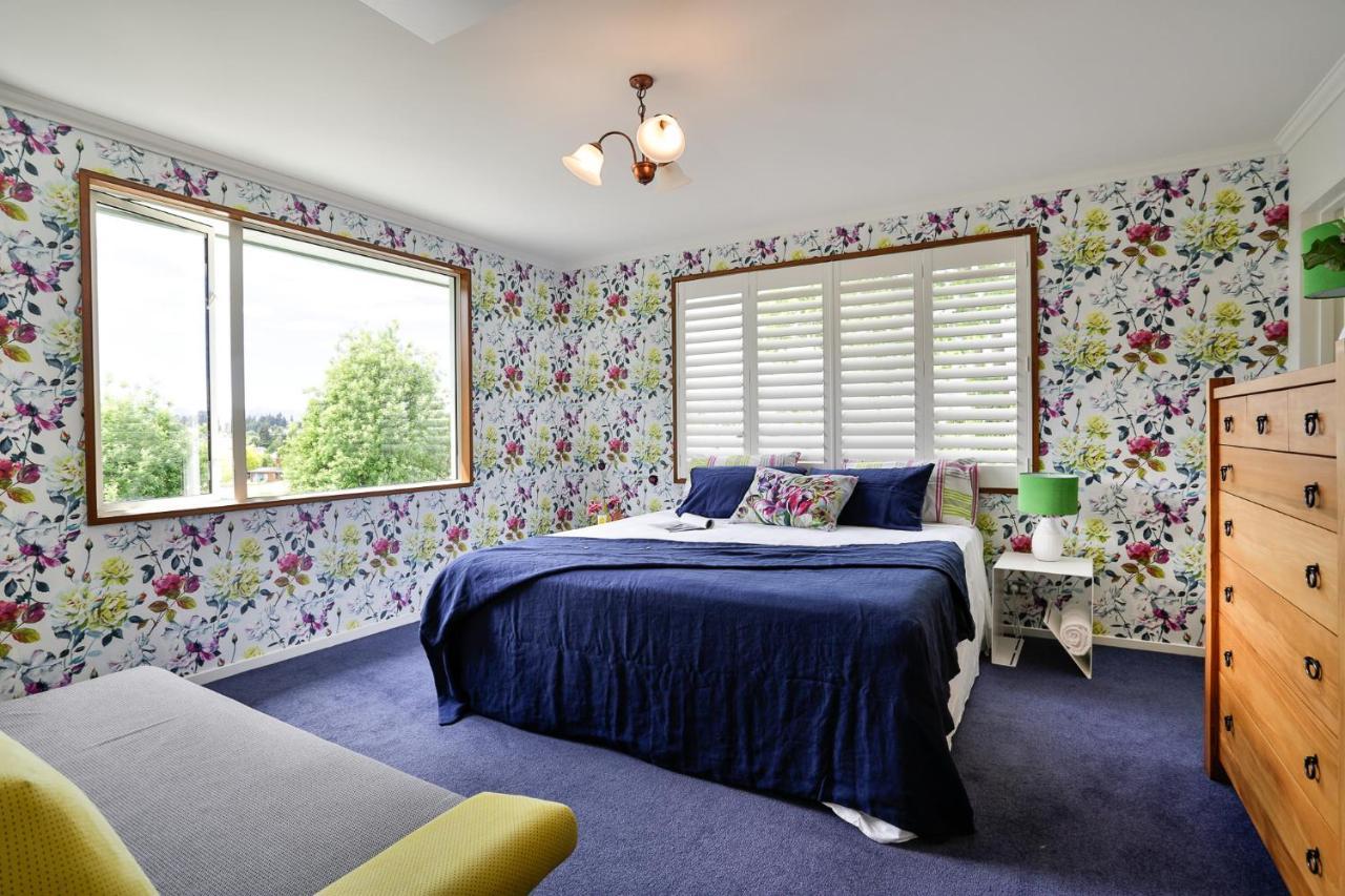 Two Stories Guest House Уанака Екстериор снимка
