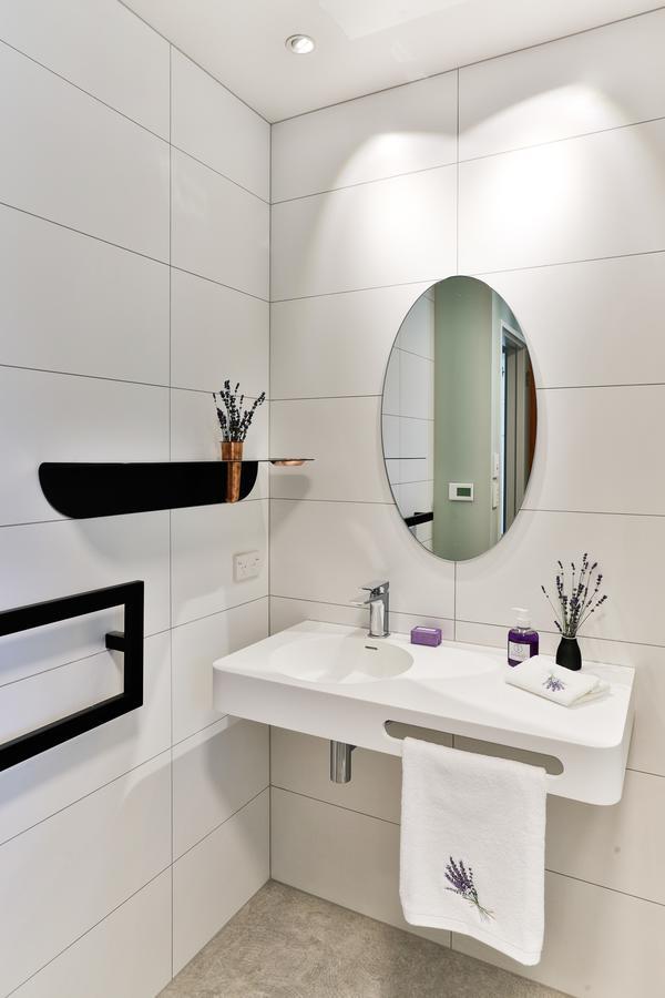 Two Stories Guest House Уанака Екстериор снимка